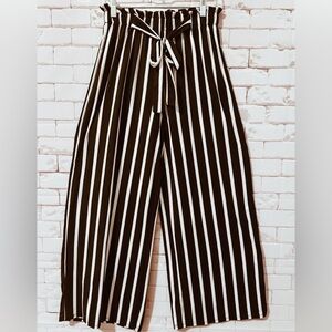 LA Gypsy Black and White Striped Women's Pants Size Medium 
Summer  Wide Leg 🔥🔥🔥